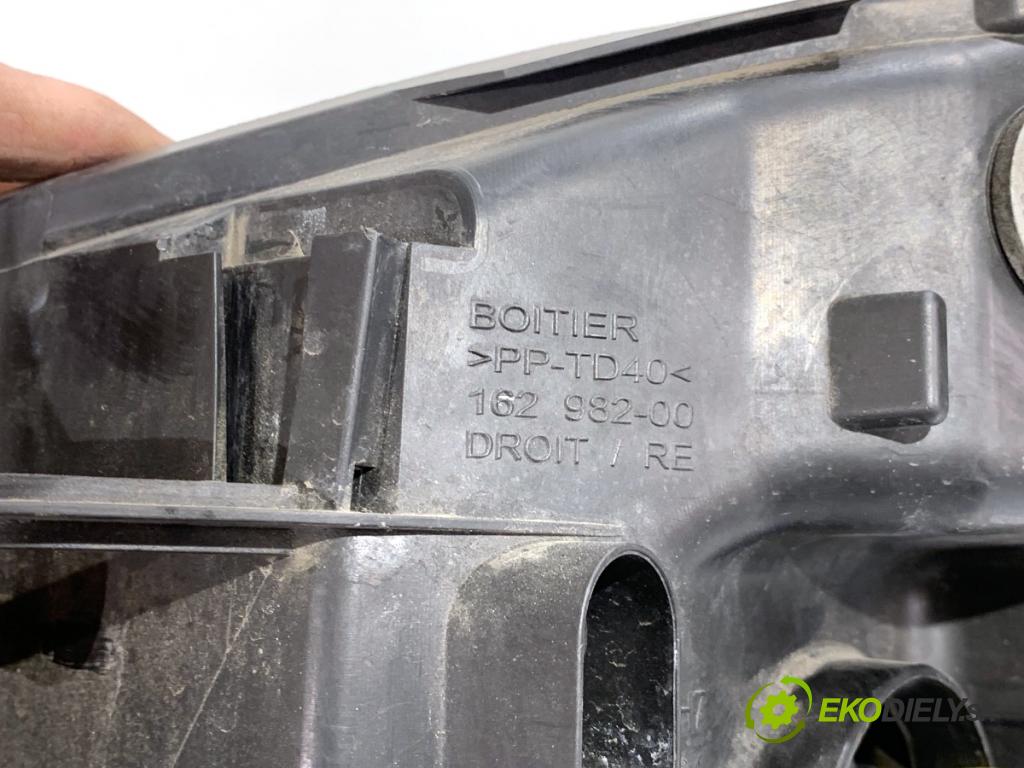 CITROEN C4 PICASSO I nadwozie wielkoprzestrzenne (MPV) 2007 80 kW 1.6 HDi 1560 Svetlomet pravy predný 162982-00