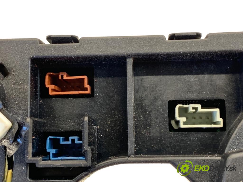 CITROEN C4 PICASSO I nadwozie wielkoprzestrzenne (MPV) 2007 80 kW 1.6 HDi 1560 Prepínač kombinovaný  (Prepínacie páčky pod volantom)