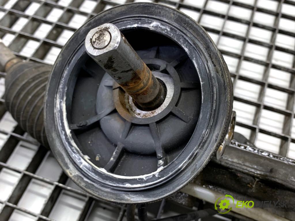 CITROEN C4 PICASSO I nadwozie wielkoprzestrzenne (MPV) 2007 80 kW 1.6 HDi 1560 riadenie volantu Riadenie 6820000084