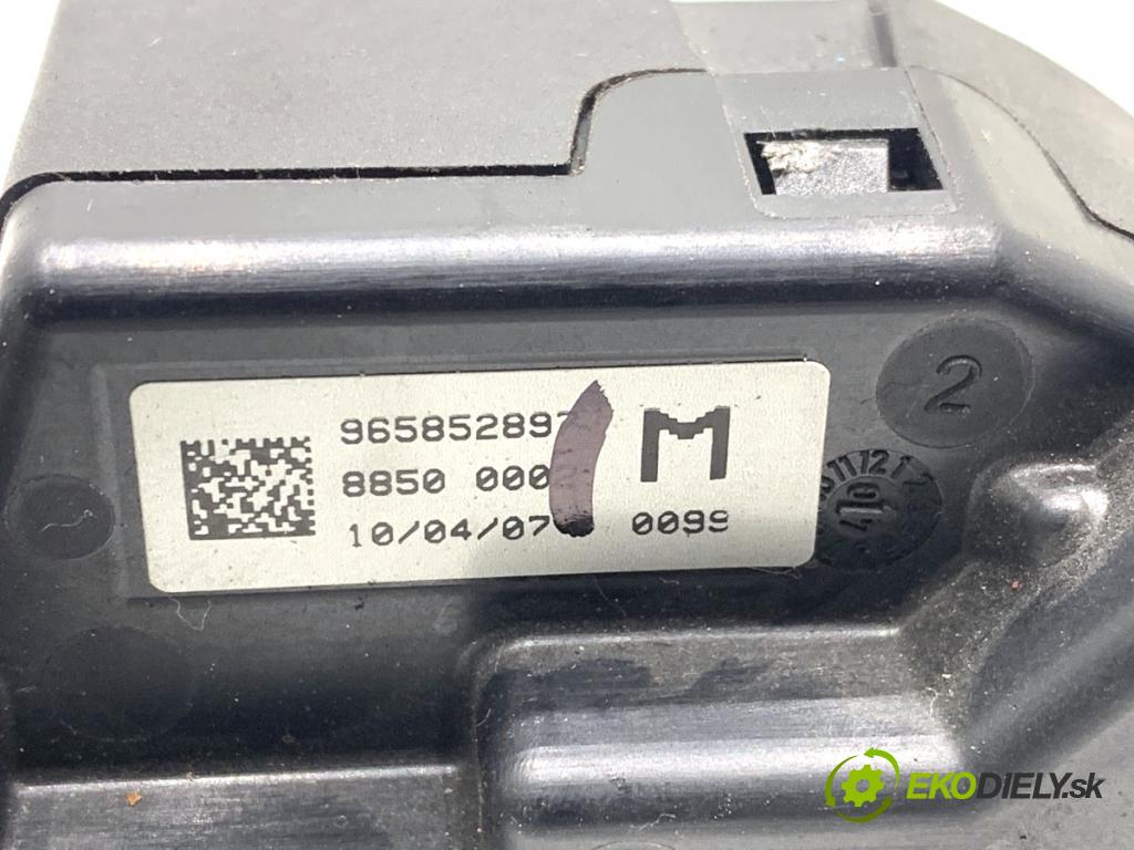 CITROEN C4 PICASSO I nadwozie wielkoprzestrzenne (MPV) 2007 80 kW 1.6 HDi 1560 kulisa 965852897 (Řadicí páka (kulisa) )