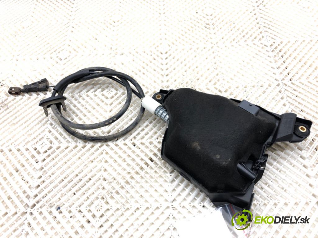 CITROEN C4 PICASSO I nadwozie wielkoprzestrzenne (MPV) 2007 80 kW 1.6 HDi 1560 BRZDA: ruční elektrický 9659810180 (Ruční brzda)