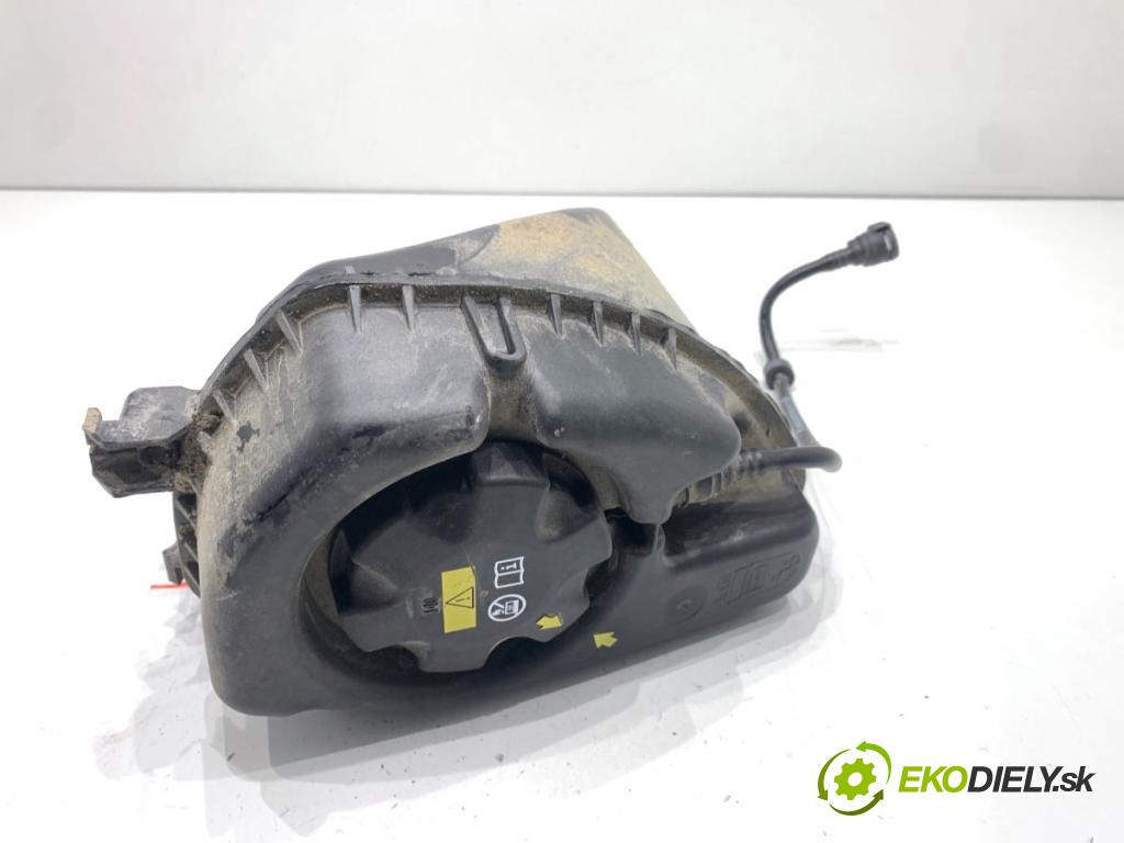 BMW G30 sedan 2022 140 kW 520 d xDrive 1995 Nádržka vyrovnávacia (kvapaliny) chladiaceho 9846642