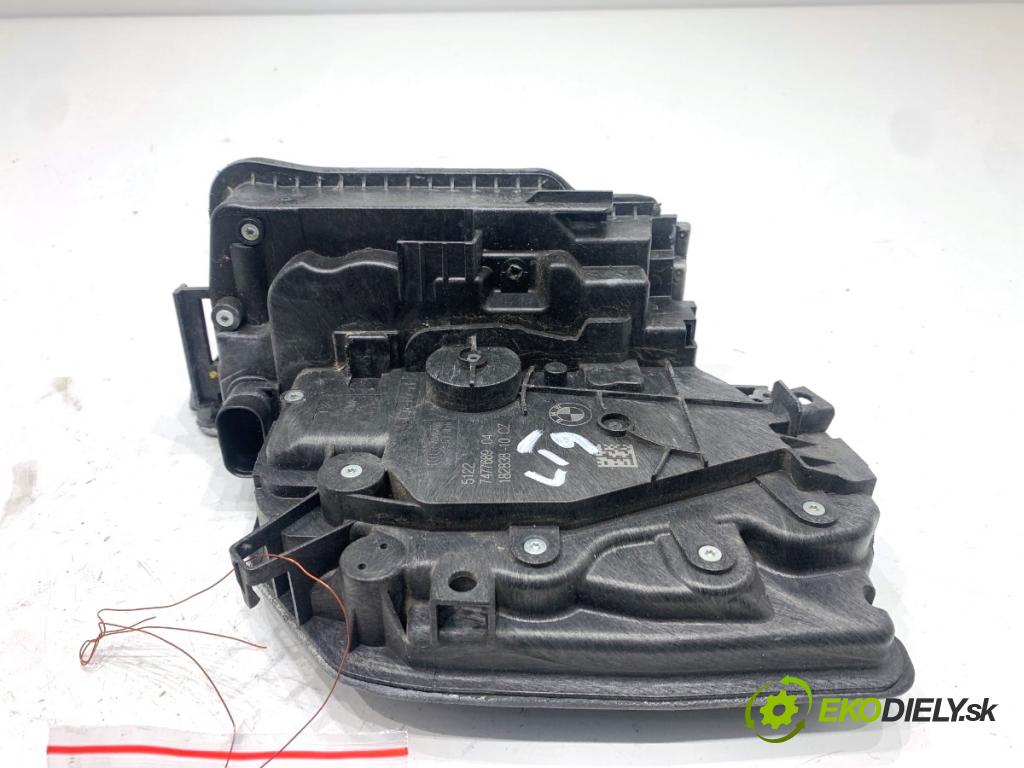 BMW G30 sedan 2022 140 kW 520 d xDrive 1995 zámok dveře levý zadní část 7477689
