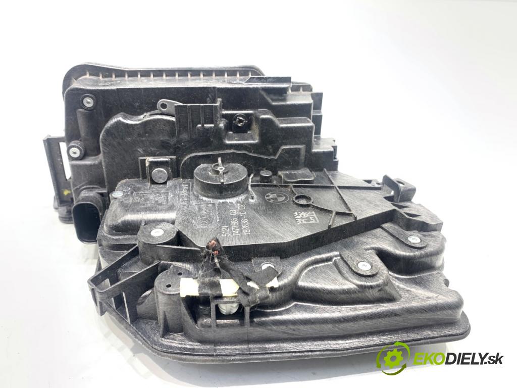 BMW G30 sedan 2022 140 kW 520 d xDrive 1995 zámok dveře levý přední část 7477685