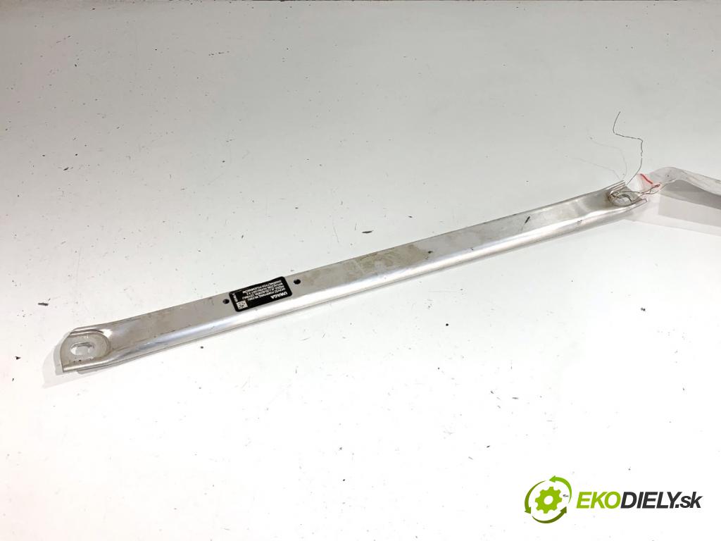 BMW G30 sedan 2022 140 kW 520 d xDrive 1995 Výstuha horná 7407775 (Výstuha)