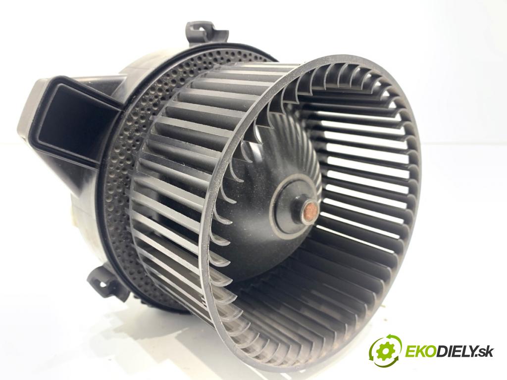 BMW G30 sedan 2022 140 kW 520 d xDrive 1995 topení F011500123 0130309508