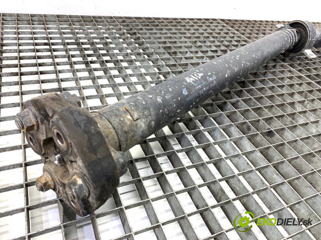 BMW G30 sedan 2022 140 kW 520 d xDrive 1995 Kardaň, hriadeľ hnací zad 8687371 (Kardaňový hriadeľ)