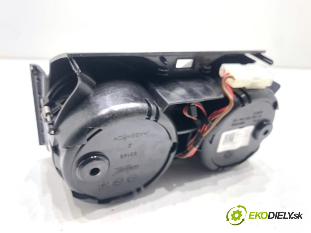 BMW G30 sedan 2022 140 kW 520 d xDrive 1995 Držiak na nápoje 6801508 (Držiak (úchyt) na nápoje)