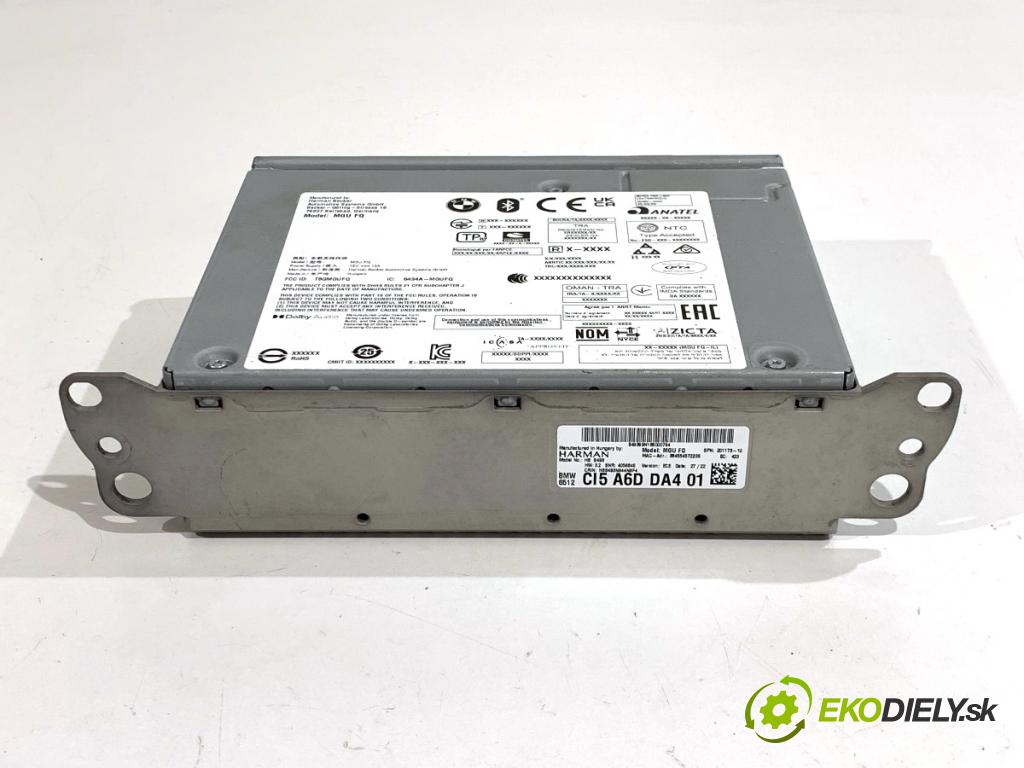 BMW G30 sedan 2022 140 kW 520 d xDrive 1995 RADIO CZYTNIK navigace 5A6DDA4