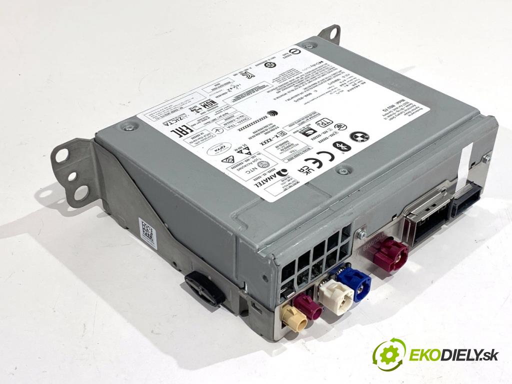 BMW G30 sedan 2022 140 kW 520 d xDrive 1995 RADIO CZYTNIK navigace 5A6DDA4