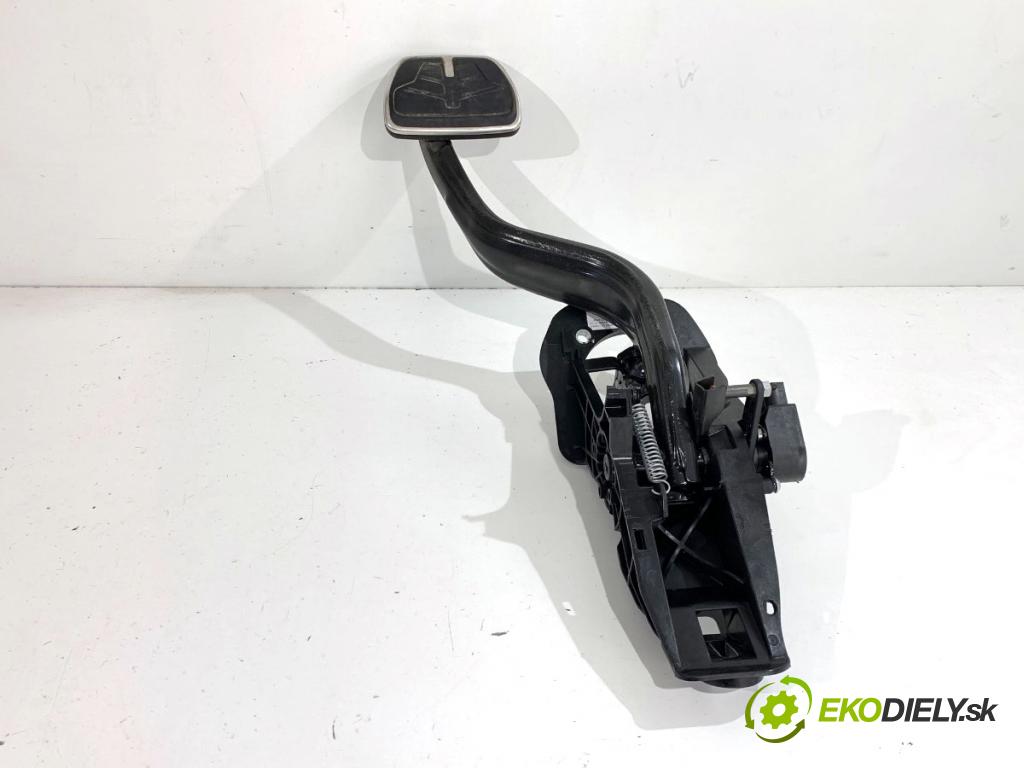 BMW G30 sedan 2022 140 kW 520 d xDrive 1995 PEDÁL: 6874285 (Potenciometer plynového pedálu)