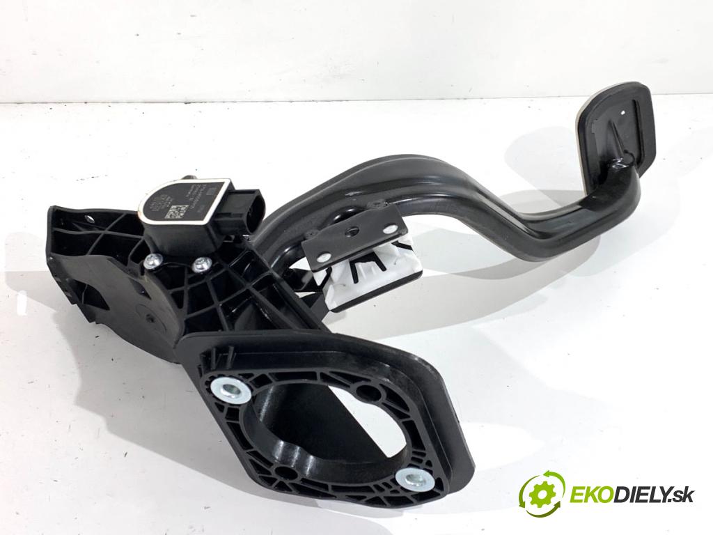 BMW G30 sedan 2022 140 kW 520 d xDrive 1995 PEDÁL: 6874285 (Potenciometr plynového pedálu)