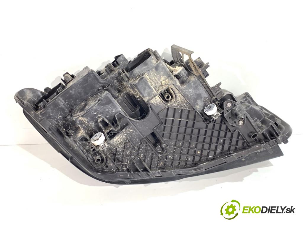 BMW G30 sedan 2022 140 kW 520 d xDrive 1995 světlomet levý přední část LED 9479261