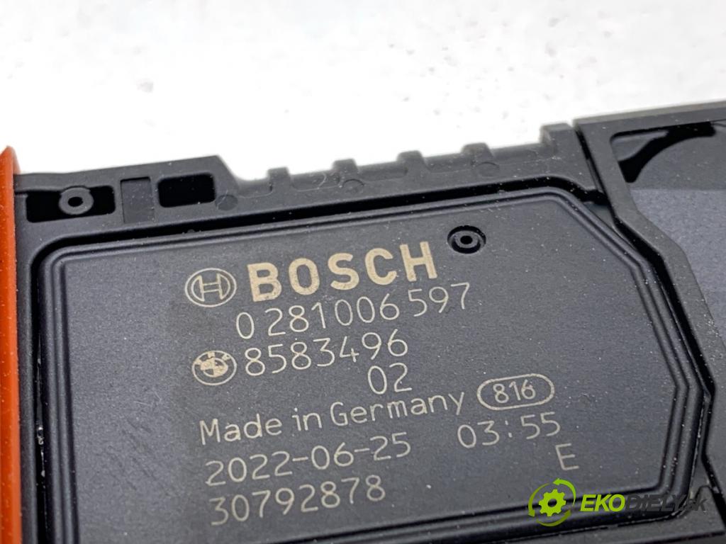 BMW G30 sedan 2022 140 kW 520 d xDrive 1995 váha vzduchu 8583496 (Snímač hmotnosti vzduchu)