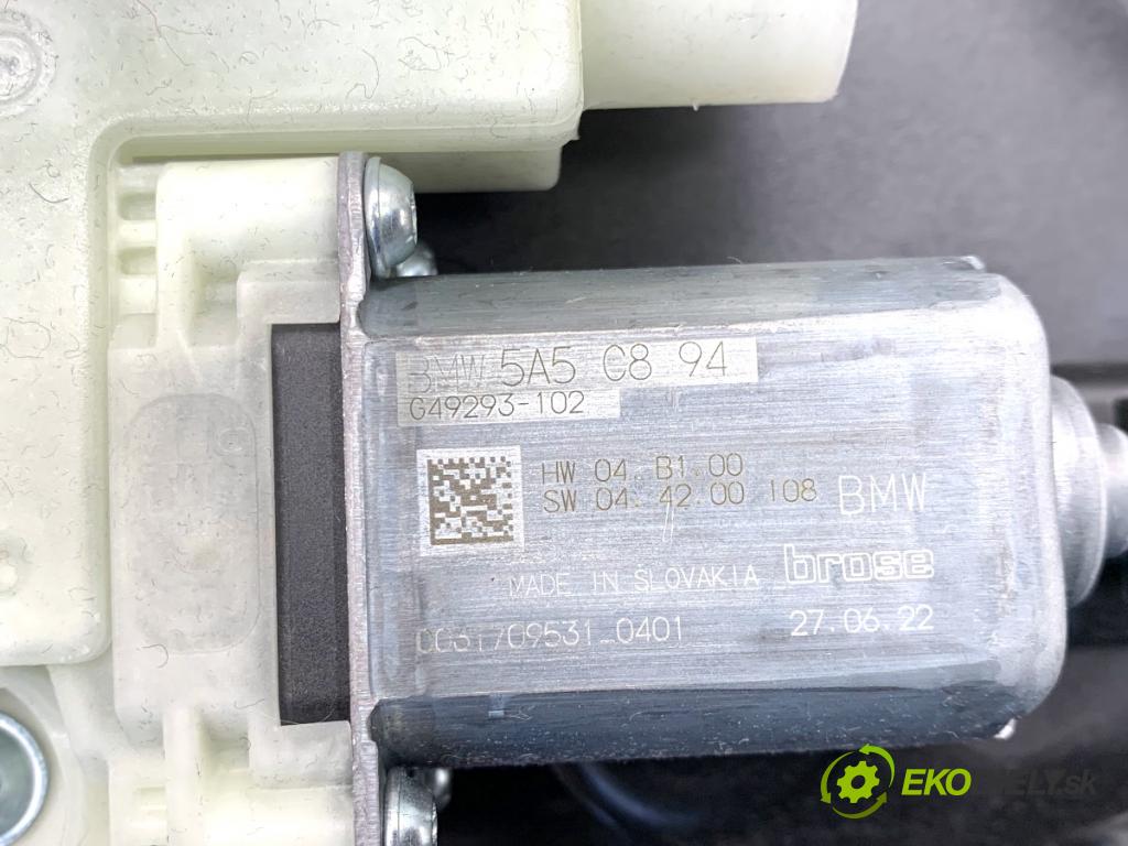 BMW G30 sedan 2022 140 kW 520 d xDrive 1995 mechanismus okna levý přední část 4A20E23