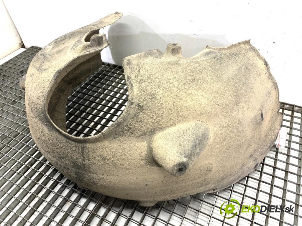 BMW G30 sedan 2022 140 kW 520 d xDrive 1995 podblatník pravý zadní část