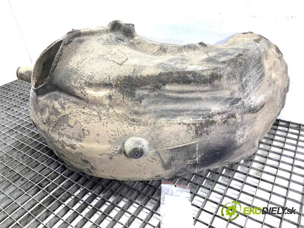 BMW G30 sedan 2022 140 kW 520 d xDrive 1995 podblatník levý zadní část