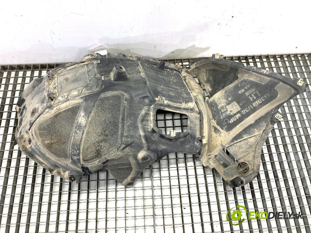 BMW G30 sedan 2022 140 kW 520 d xDrive 1995 podblatník levý přední část přední část 8082211