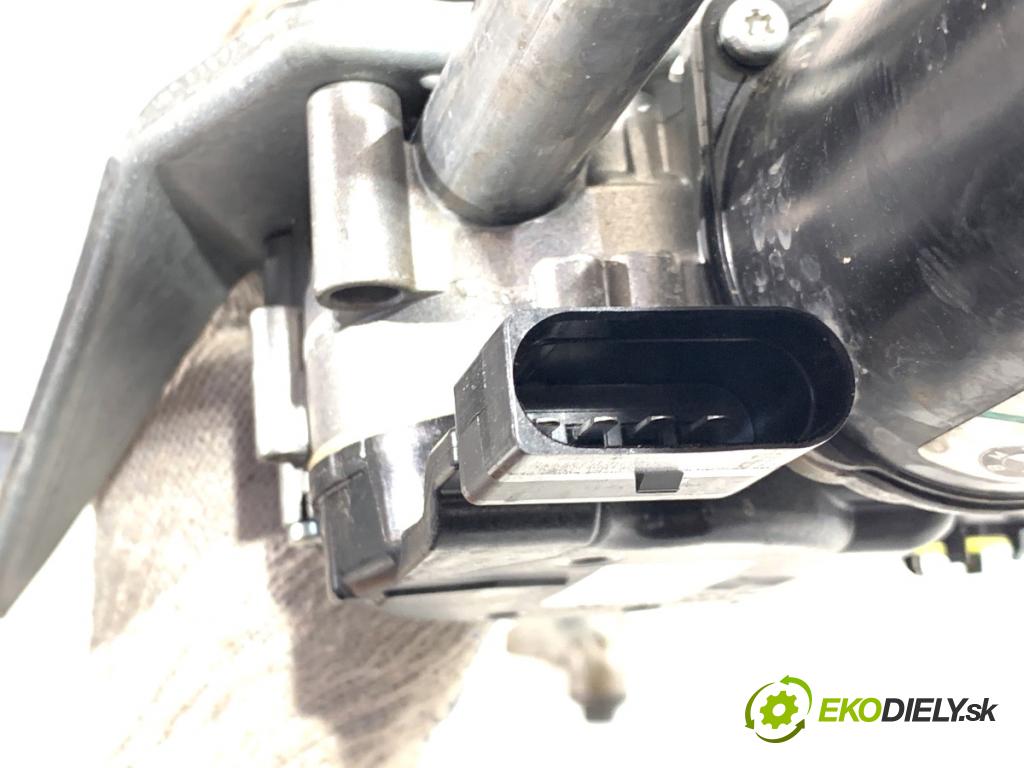 BMW G30 sedan 2022 140 kW 520 d xDrive 1995 Mechanizmus stieračov predný W224097 (Motorček stieračov predný)