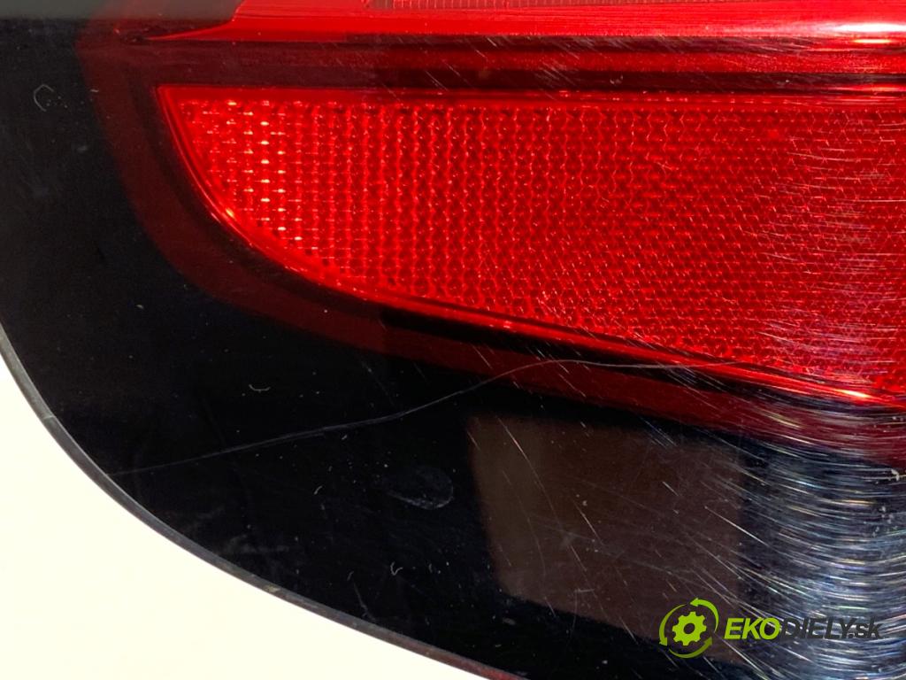 BMW G30 sedan 2022 140 kW 520 d xDrive 1995 světlo levý zadní část 8493811