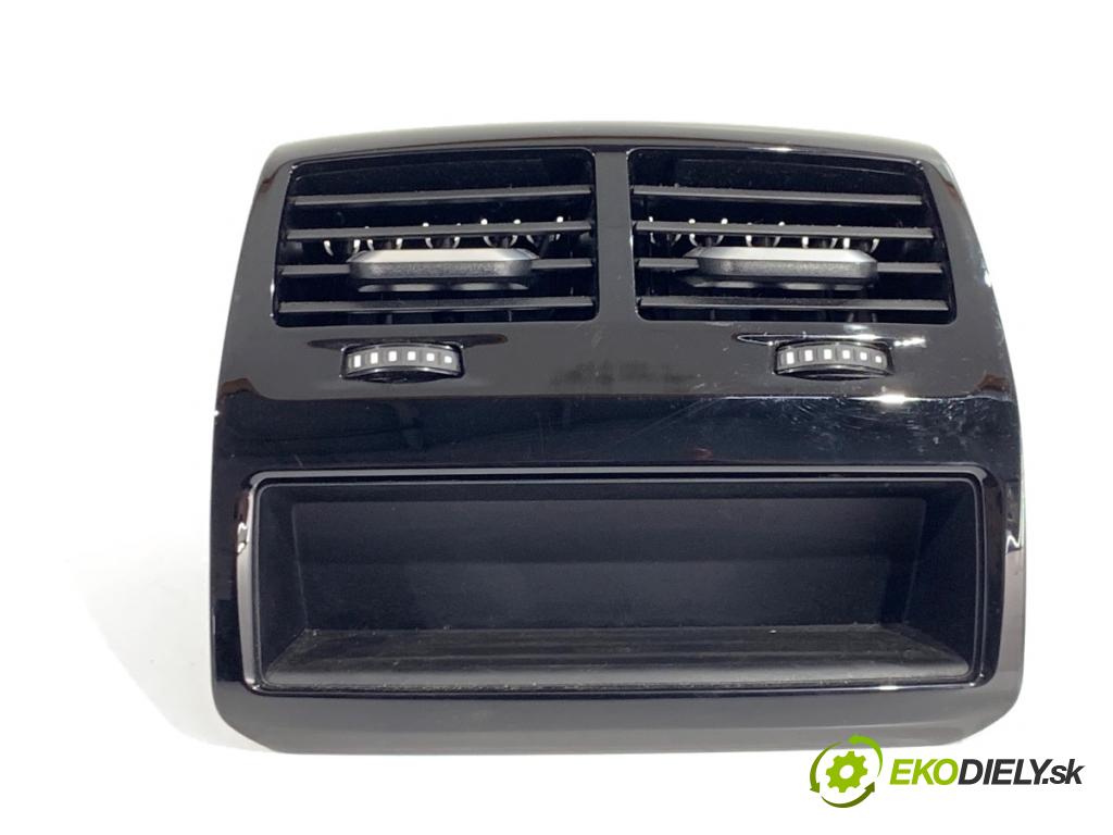 BMW G30 sedan 2022 140 kW 520 d xDrive 1995 Mriežky kúrenia zad 9330685