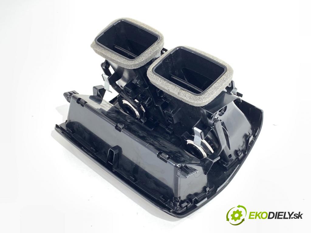 BMW G30 sedan 2022 140 kW 520 d xDrive 1995 Mriežky kúrenia zad 9330685