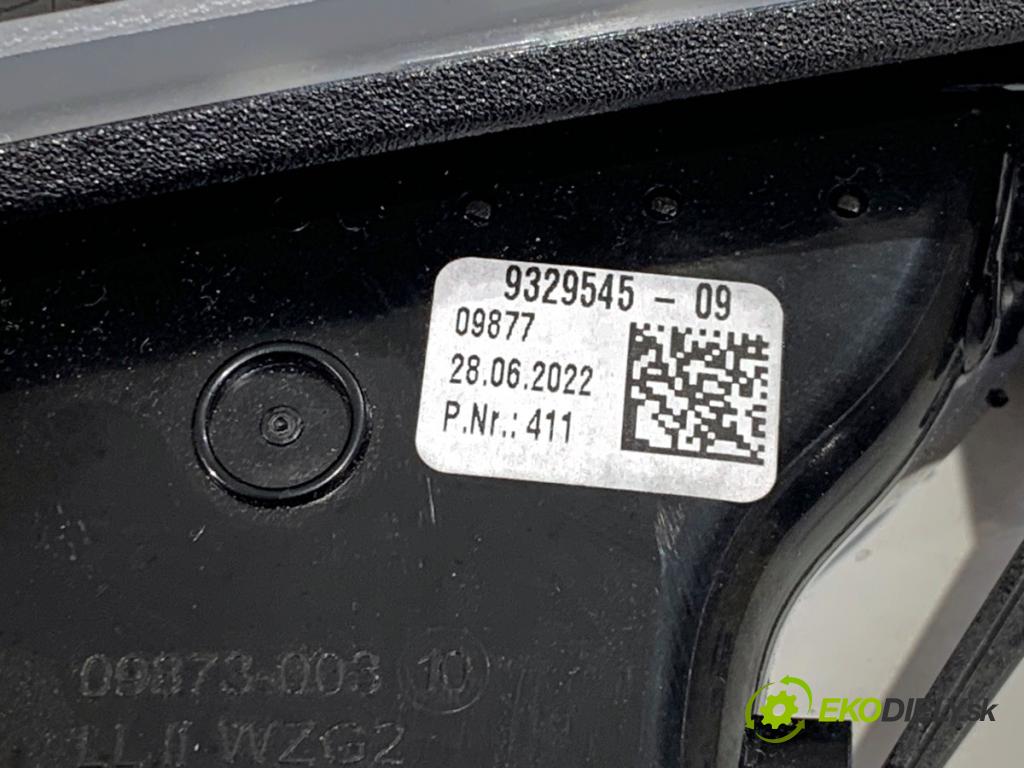 BMW G30 sedan 2022 140 kW 520 d xDrive 1995 mří topení levý přední část 9329545