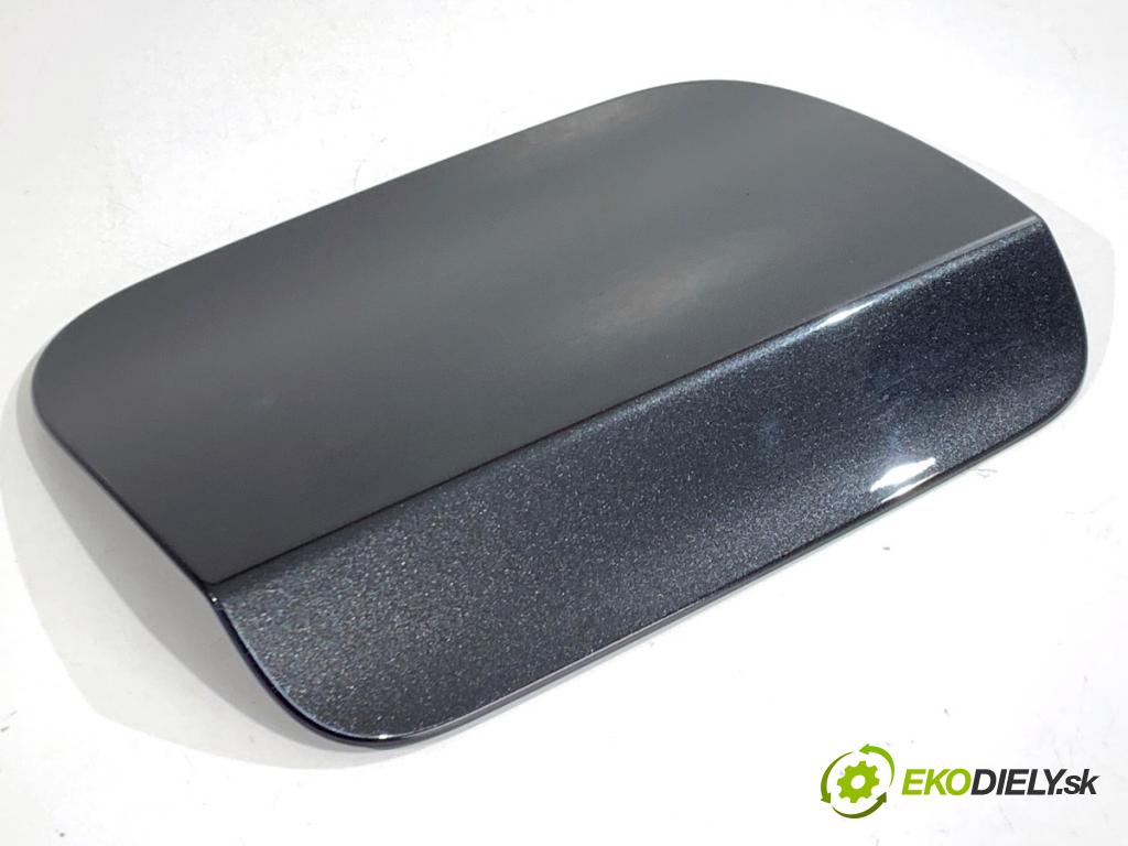 BMW G30 sedan 2022 140 kW 520 d xDrive 1995 dvířka nádrže paliva 7387934 (Klika dveří ostatní)