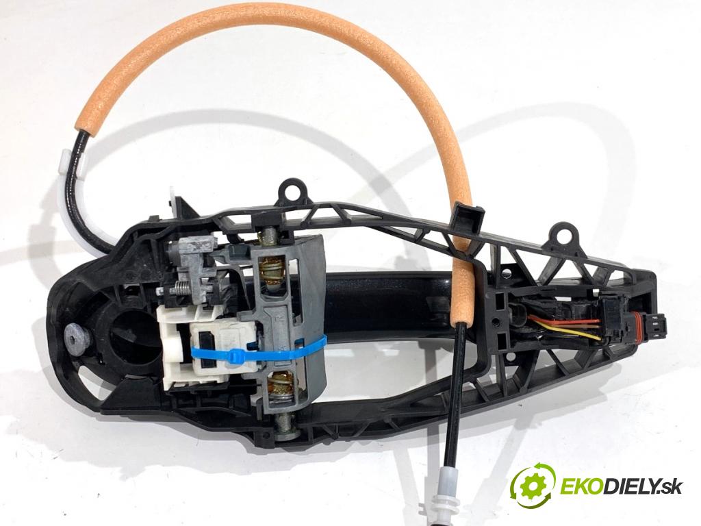 BMW G30 sedan 2022 140 kW 520 d xDrive 1995 klika vnejší pravý přední část 9881776