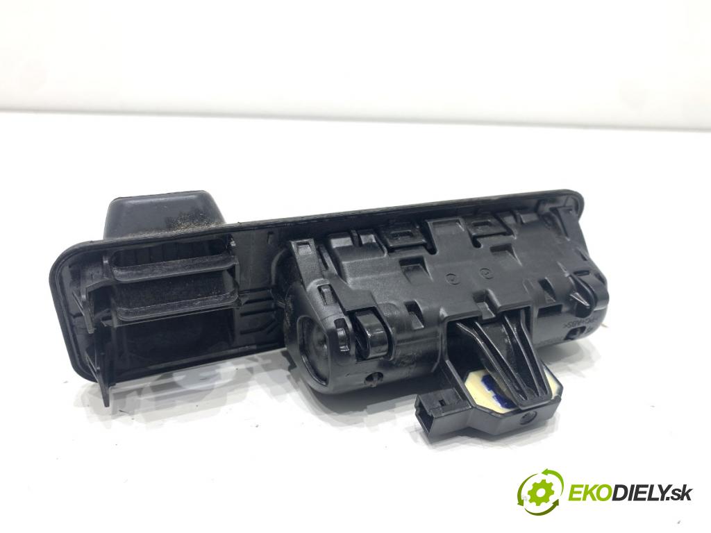 BMW G30 sedan 2022 140 kW 520 d xDrive 1995 Kľučka dverí zad 7381868