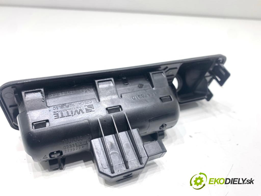 BMW G30 sedan 2022 140 kW 520 d xDrive 1995 Kľučka dverí zad 7381868