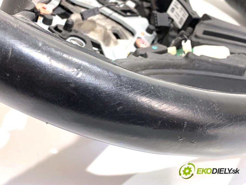 BMW G30 sedan 2022 140 kW 520 d xDrive 1995 volant M-BALÍČEK 3090193