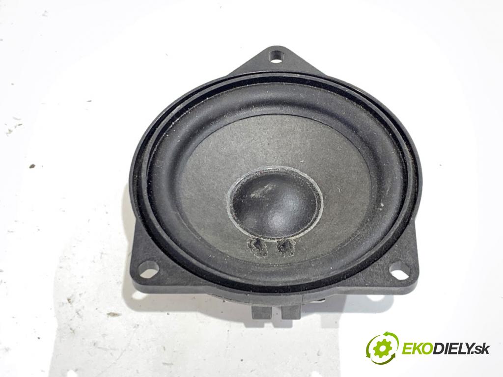 BMW G30 sedan 2022 140 kW 520 d xDrive 1995 reproduktory 9354085 9363549