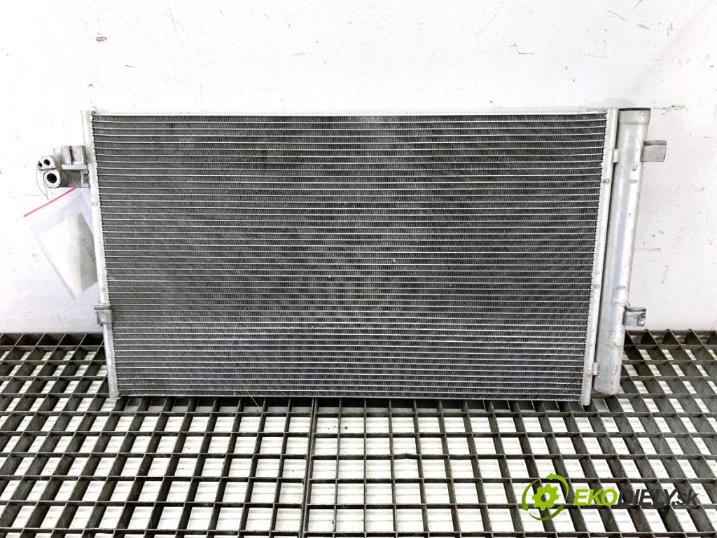 BMW G30 sedan 2022 140 kW 520 d xDrive 1995 chladič klimatizace 9364258 (Chladič klimatizace)