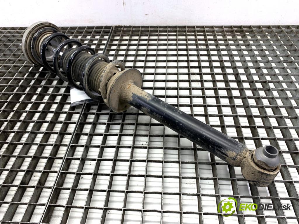 BMW G30 sedan 2022 140 kW 520 d xDrive 1995 tlumič pravý zadní část ZE 6896016