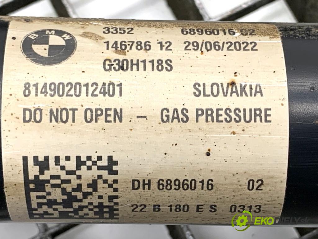 BMW G30 sedan 2022 140 kW 520 d xDrive 1995 tlumič pravý zadní část ZE 6896016