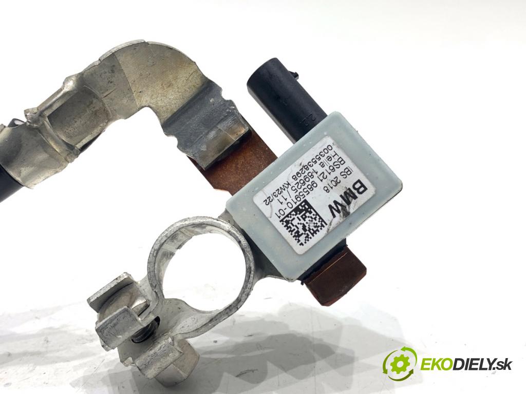 BMW G30 sedan 2022 140 kW 520 d xDrive 1995 svorka MINUS: 9855910