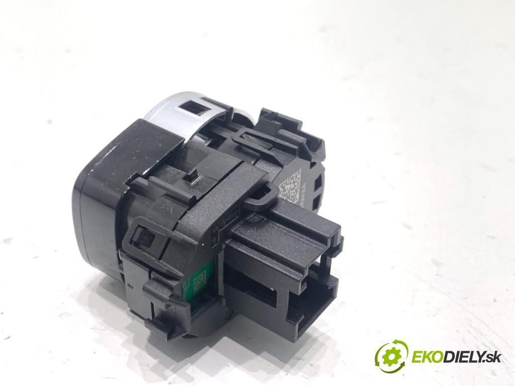 BMW G30 sedan 2022 140 kW 520 d xDrive 1995 vypínač ZAPALOVANIE: START/STOP 7948011