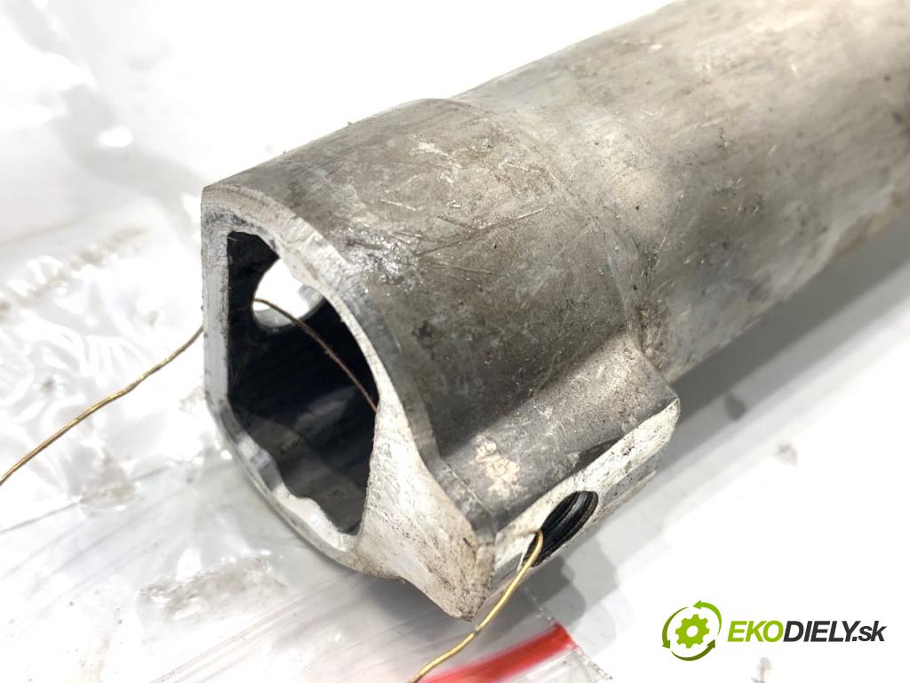 BMW G30 sedan 2022 140 kW 520 d xDrive 1995 tyč tyče řídící