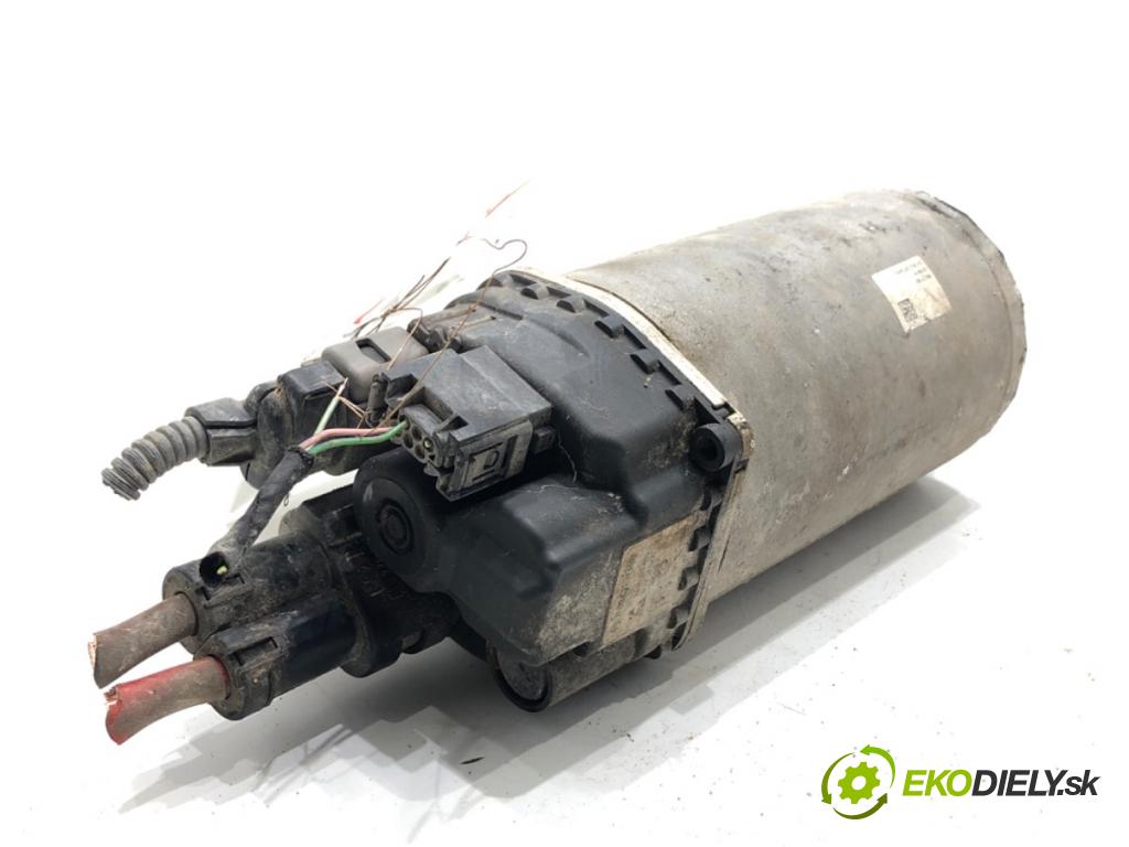 BMW G30 sedan 2022 140 kW 520 d xDrive 1995 motor servočerpadlo ENERGETICKÉ KROKY: 0273010271