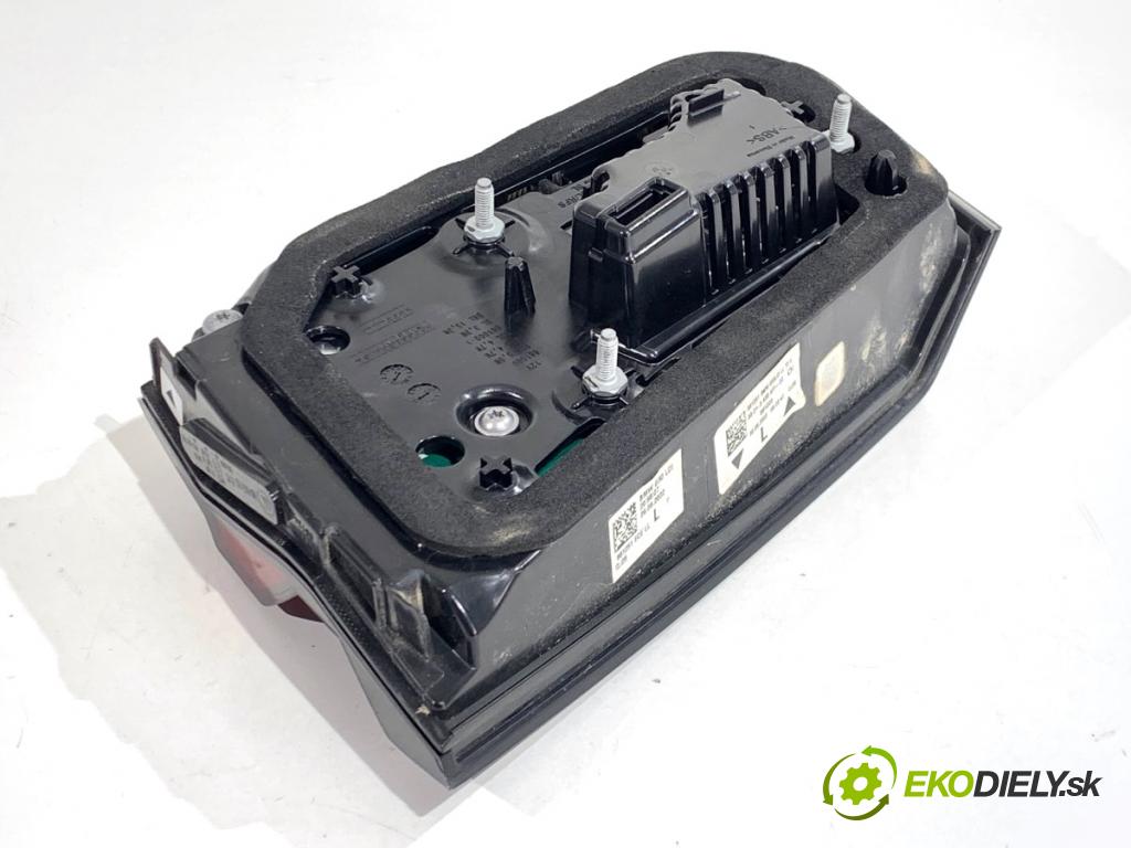 BMW G30 sedan 2022 140 kW 520 d xDrive 1995 světlo zadní část levá strana vnitřní 5A38AF1 (Klika dveří ostatní)