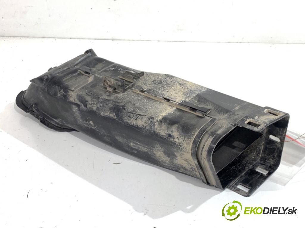 BMW G30 sedan 2022 140 kW 520 d xDrive 1995 volant vzduchu 8599683