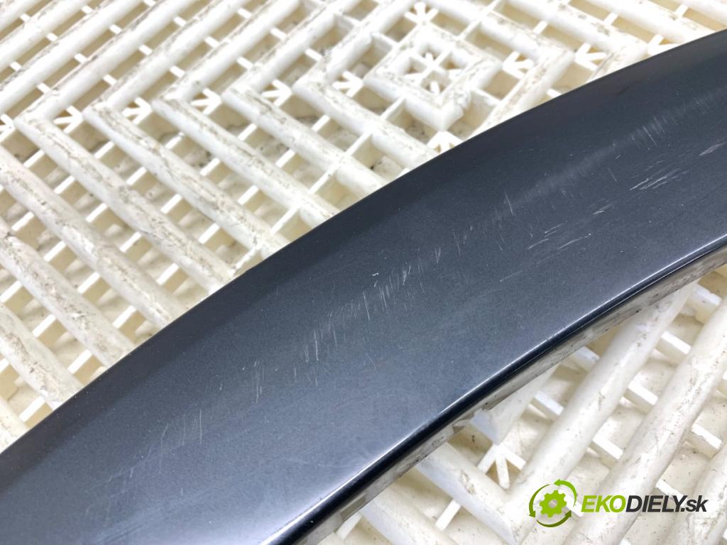 AUDI Q3 II SUV 2021 110 kW 35 TFSI Mild Hybrid 1498 lišta blatníka přední část pravá 965057R