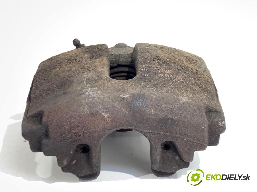 VW PASSAT B7 sedan 2011 103 kW 2.0 TDI 1968 Brzdič strmeň pravy predný 