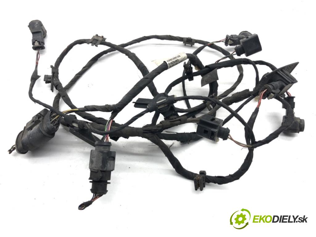 VW PASSAT B7 sedan 2011 103 kW 2.0 TDI 1968 Káblovačka PDC predný 3AA971095R