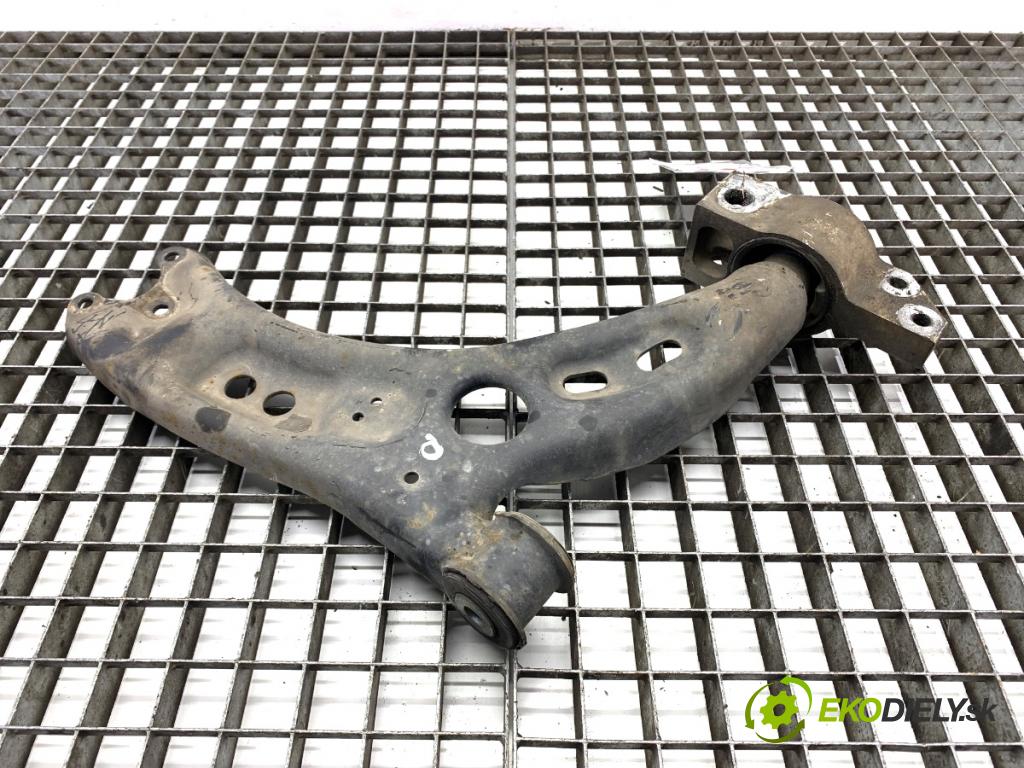 VW PASSAT B7 sedan 2011 103 kW 2.0 TDI 1968 Rameno pravy predný