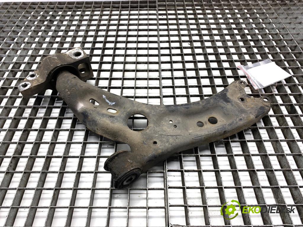 VW PASSAT B7 sedan 2011 103 kW 2.0 TDI 1968 Rameno ľavy predný