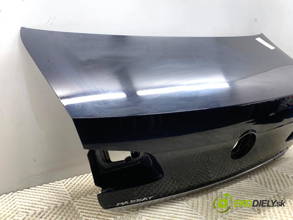 VW PASSAT B7 sedan 2011 103 kW 2.0 TDI 1968 kapota zad
