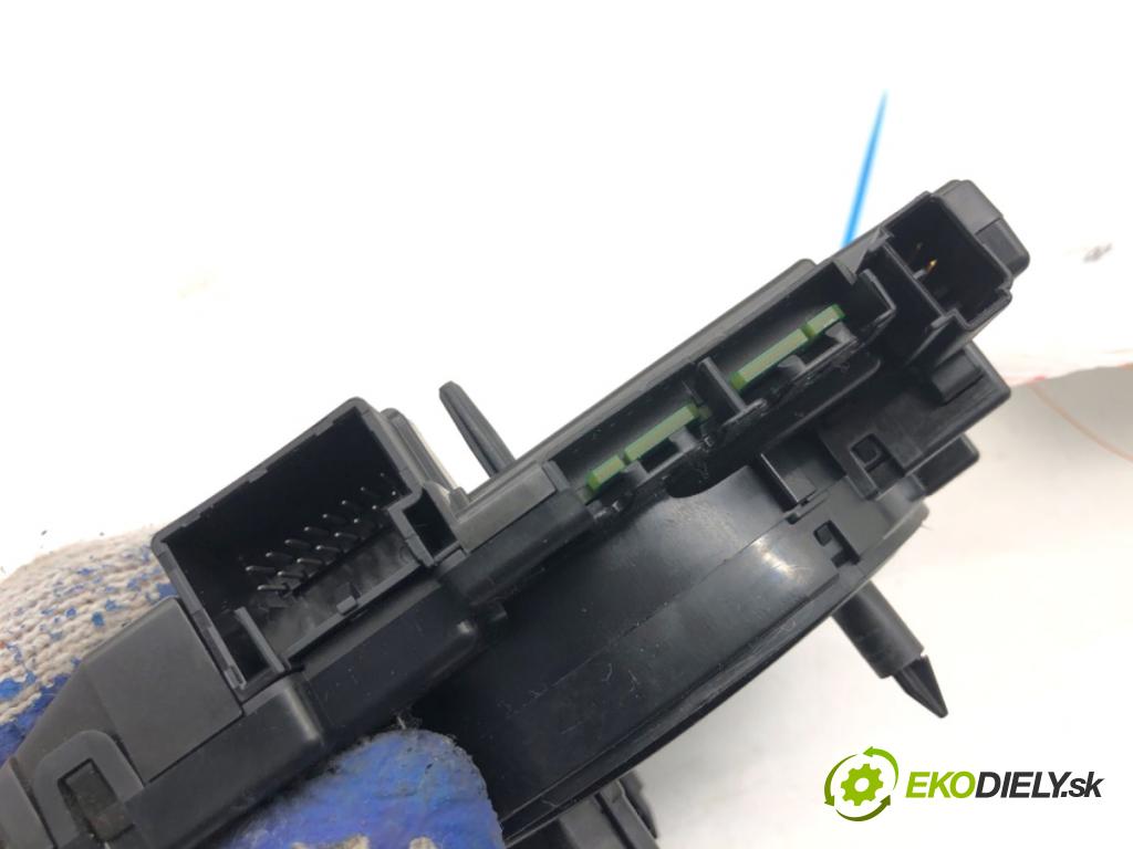 VW PASSAT B7 sedan 2011 103 kW 2.0 TDI 1968 Krúžok, slimák airbag 5K0953569AA (Airbag)