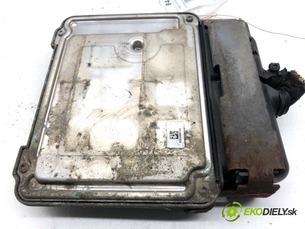 VW PASSAT B7 sedan 2011 103 kW 2.0 TDI 1968 řídící jednotka motora 03L907309N (Řídicí jednotka)